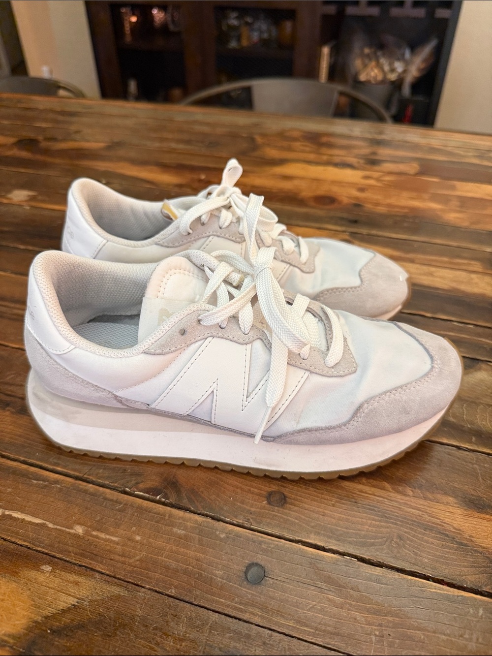 New Balance 237